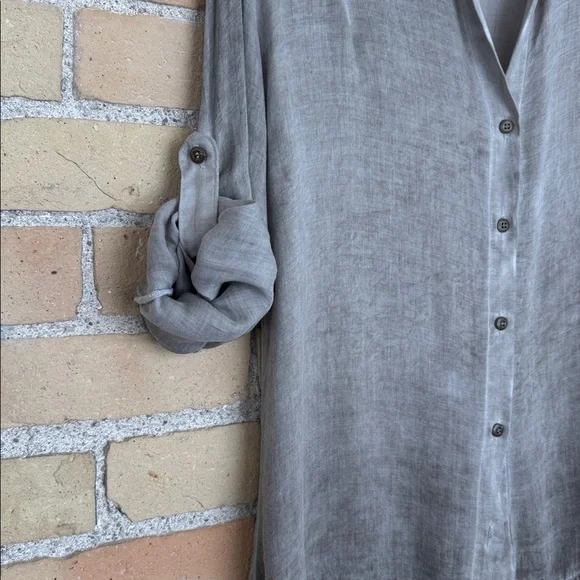 Bella Dahl Light Gray/Beige Shirt - Picture 4 of 5